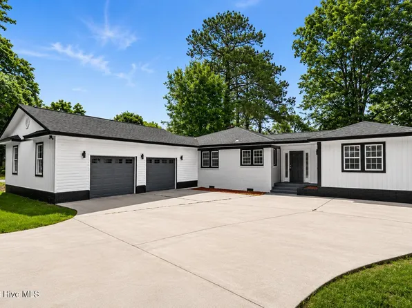 533 W College Street, Warsaw, NC 28398