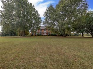 143 Twin Ponds Rd, Lawrenceville, VA 23868