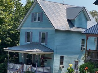 719 12th St, Franklin, PA 16323