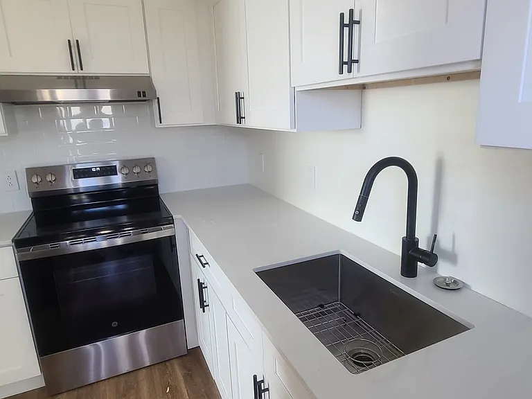 2130 Sharondale Dr #F — Photo 10