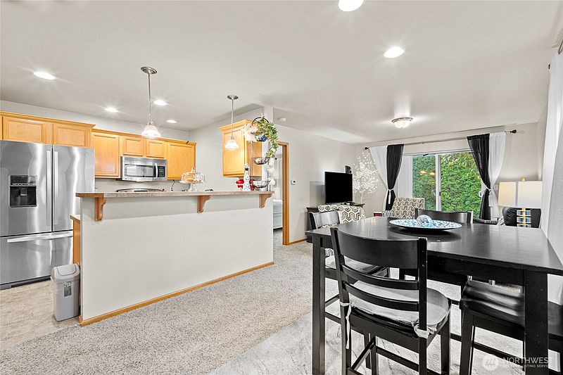4th image of 1223 Spruce Circle #B