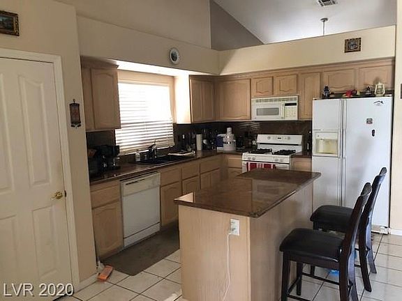 5th image of 3881 Dazzler Ct