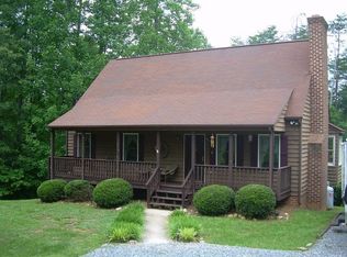 1223 Brookwood Dr, Evington, VA 24550