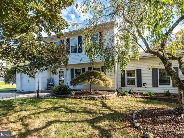 1877 Brook Ln, Jamison, PA 18929