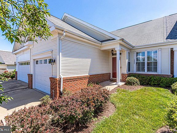 3rd image of 13957 Chelmsford Dr