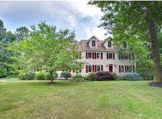 15 Bear Path, Hampton, NH 03842