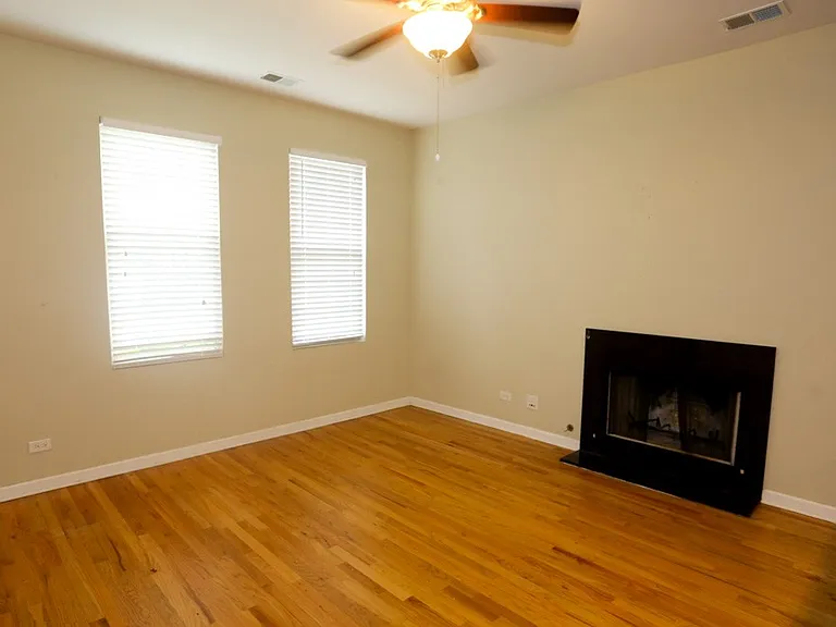 1443 W Cortez St #2C — Photo 8