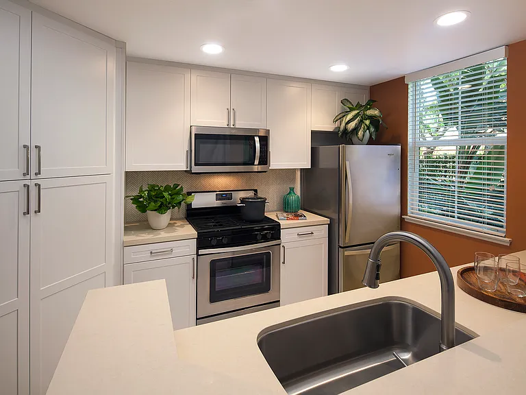 Somerset Apartment Homes — Photo 6