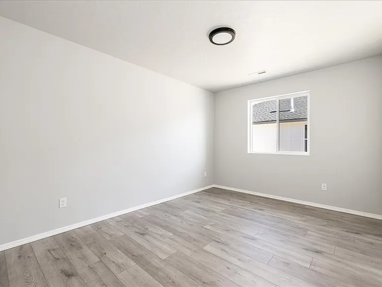 office alternate view