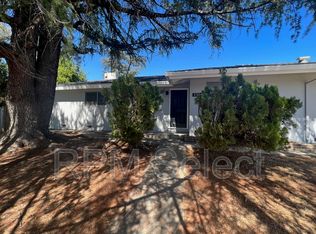 2325 Irma Way, Sacramento, CA 95825