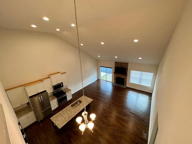 111 Aeropointe Ln — Photo 15