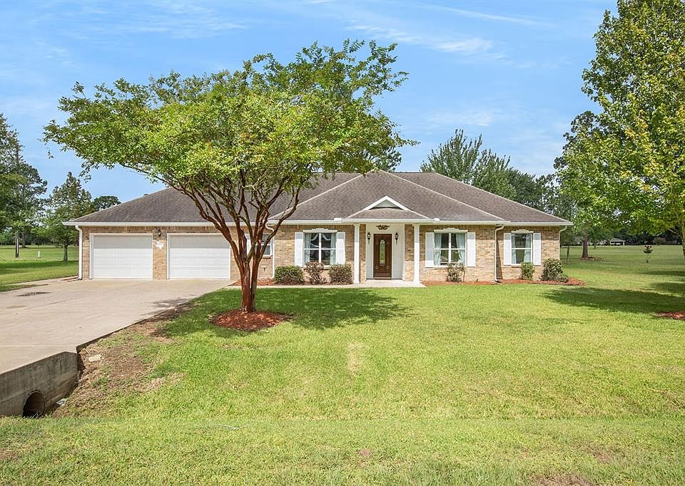 1st image of 15511 Sandtrap Dr