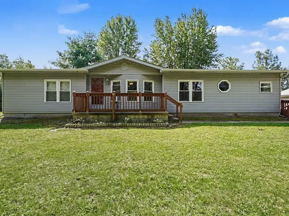 1248 E Highwood Rd, Beaverton, MI 48612