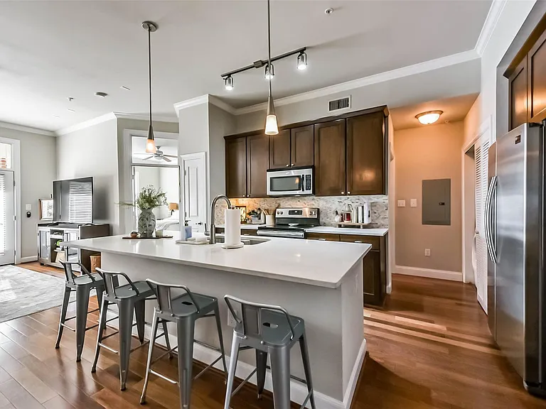 300 Saint Joseph Pkwy #103 — Photo 4