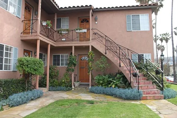 1800 Camino De La Costa #C