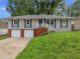 3714 S Breckenridge Dr, Independence, MO 64055