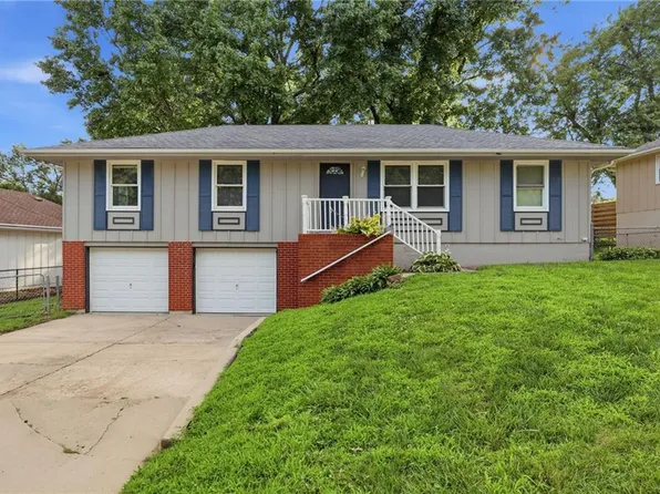 3714 S Breckenridge Dr, Independence, MO 64055