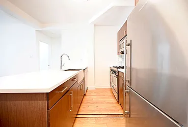 Rented by Urbane Brokerage