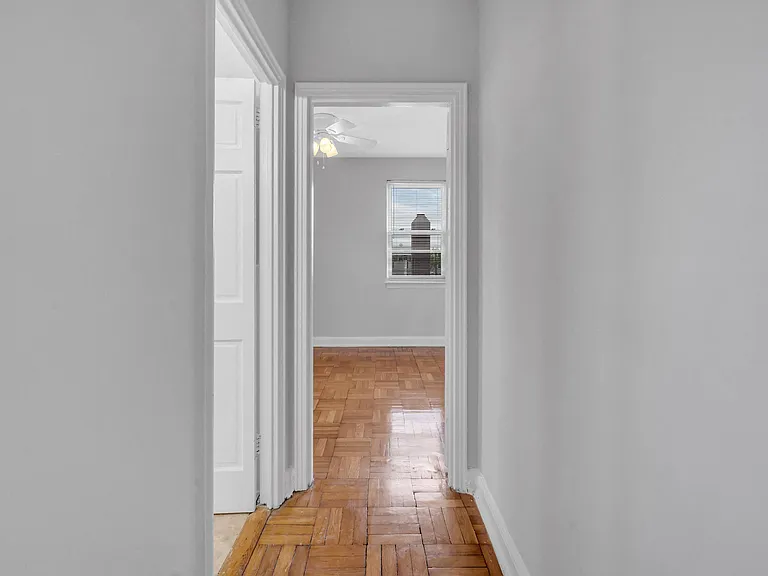 1811 Irving Street NE — Photo 8