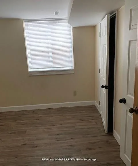 12 Parkway Ave — Photo 9