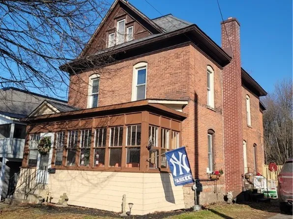 132 N Clinton St, Carthage, NY 13619