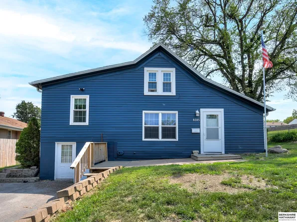 8305 Main St, Ralston, NE 68127