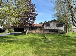 5699 Riverview Rd, Thomson, IL 61285