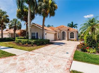 3949 Isla Ciudad Ct, Naples, FL 34109