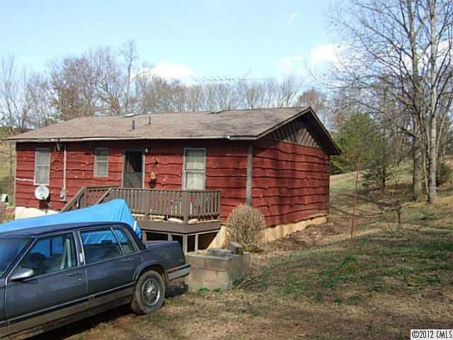 2nd image of 5713 Dove Ln