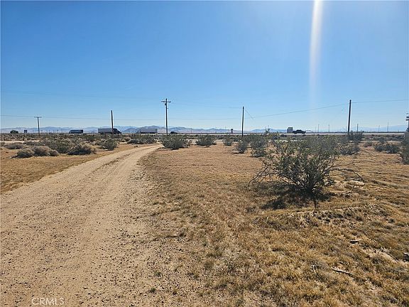 2nd image of 0 Yermo Rd #13
