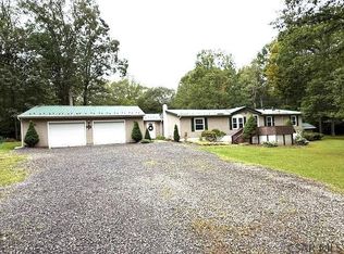 227 Green Briar Rd, Stoystown, PA 15563