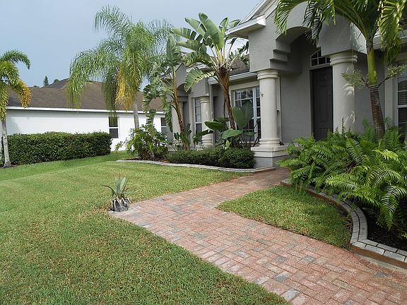 3rd image of 1341 Scarlet Oak Cir