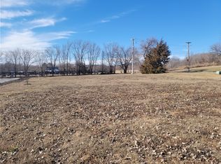 5130 Willow Creek Dr, Springdale, AR 72762