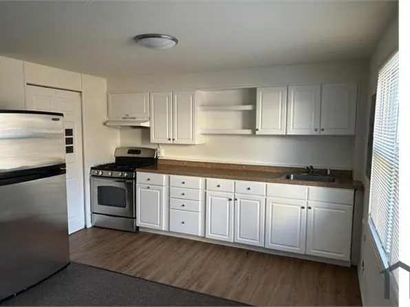 7906 Gough St, Baltimore, MD 21224