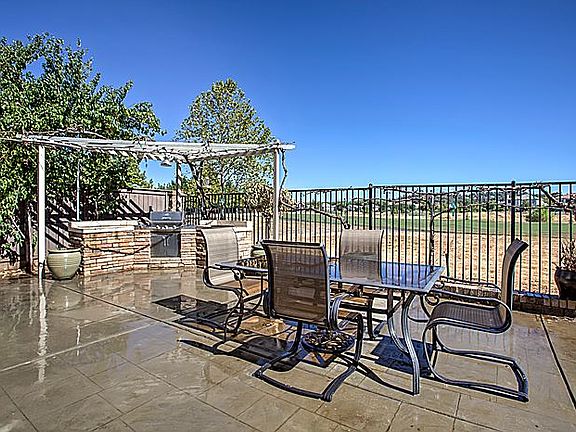 3rd image of 1756 Langholm Way