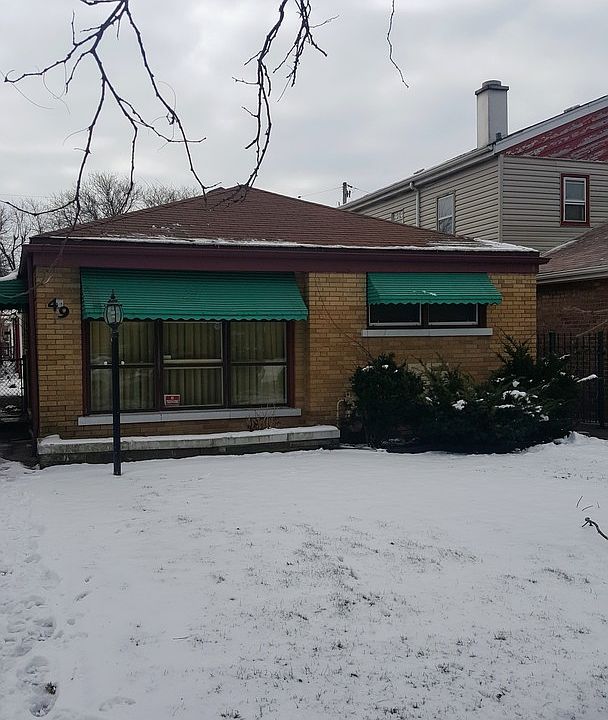 2nd image of 49 W 77th Pl