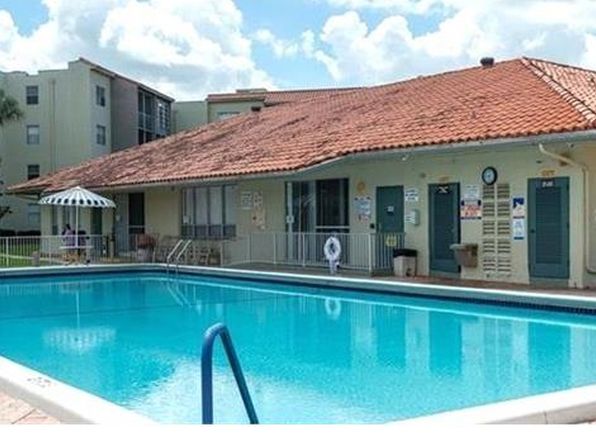 1810 N Lauderdale Ave APT 2401