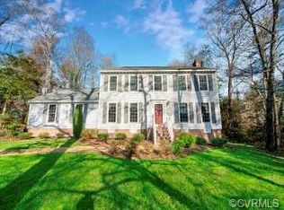 3412 S Hairpin Dr, Quinton, VA 23141