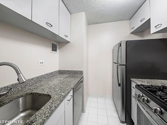 2nd image of 445 5th Ave #32E
