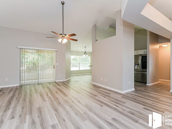 3rd image of 615 Gentle Breeze Dr