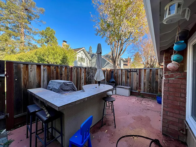 248 Pine Wood Ln — Photo 31
