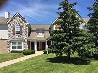 1st image of 208 Oakbrooke Dr Unit 9
