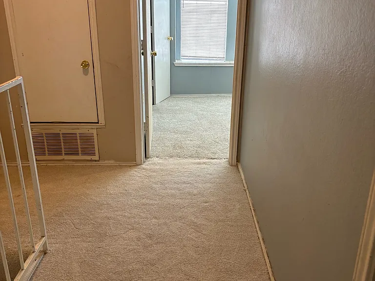 1368 Old Jamestown Ct — Photo 9