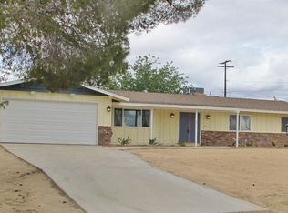 14815 Kokomo Rd, Apple Valley, CA 92307