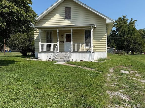 2nd image of 402 E Keyes St