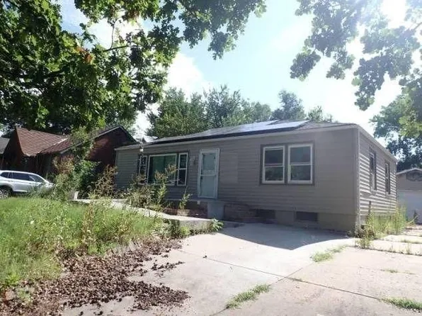 628 S Broadview St, Wichita, KS 67218