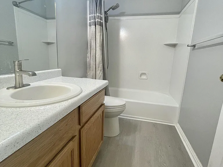1201 E Parkstone Dr — Photo 23