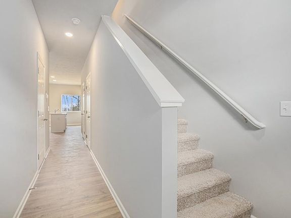3rd image of 4650 Glen Haven Dr
