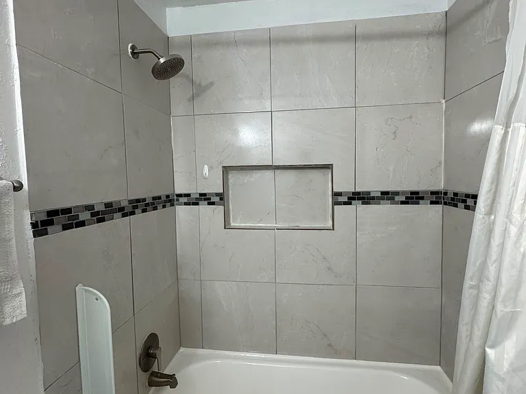 7200 Clarewood Dr #1607 — Photo 4