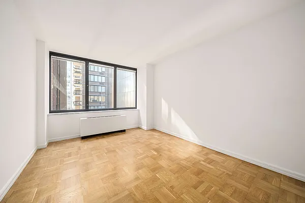 Rented by Jack Resnick & Sons | media 4